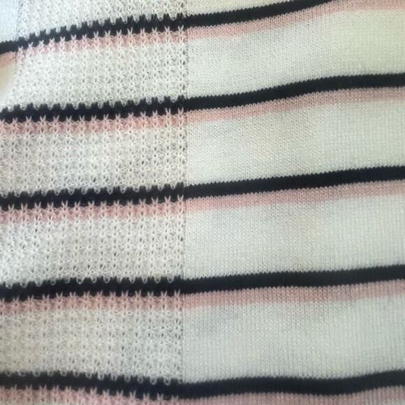 Tommy Hilfiger Woman’s White Pink & Blue Striped Oversized Short Sleeve Sweater - Picture 3 of 7